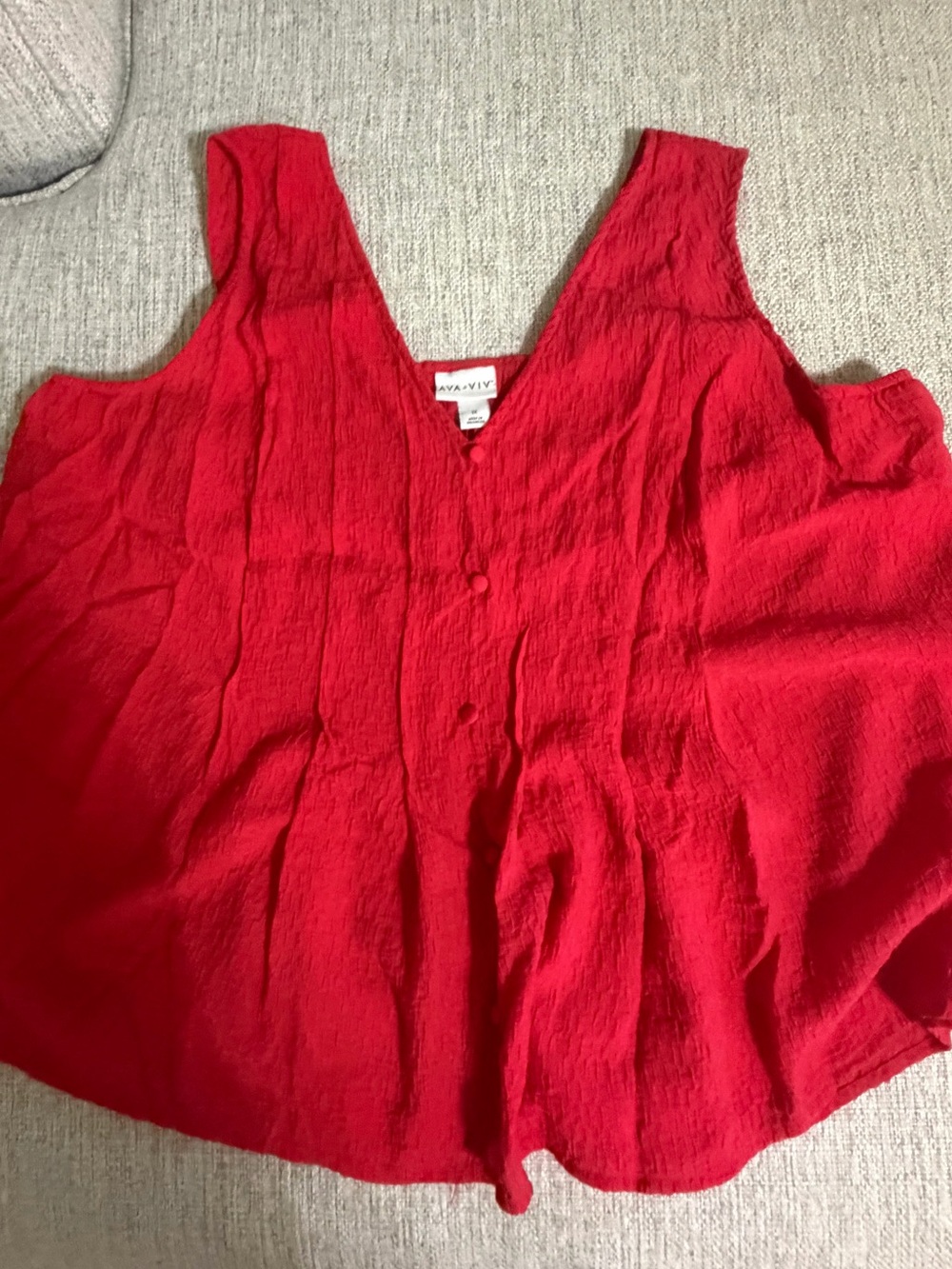 Ava & Viv Red Textured Button Front Top 1X Plus Size Sleeveless Crinkle
